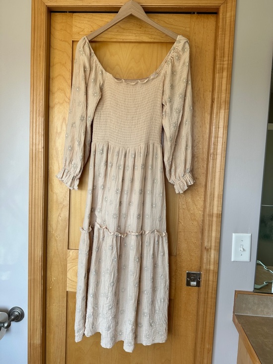 Momyknows Dresses & Skirts - Apricot Daisy Off Shoulder Maxi Dress